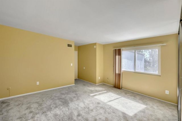 5095 La Cuenta Dr, San Diego, CA 92124