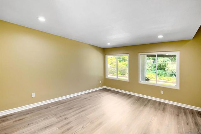 5095 La Cuenta Dr, San Diego, CA 92124