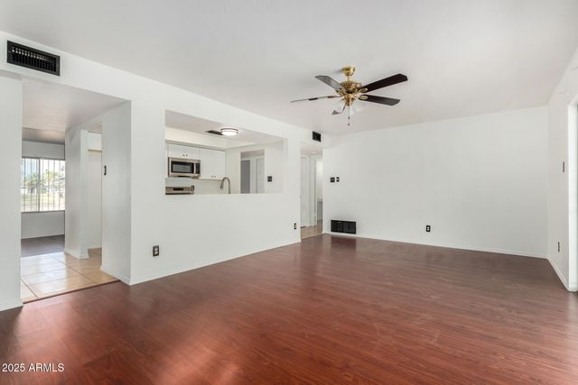 4729 W ORANGEWOOD Avenue, Glendale, AZ 85301