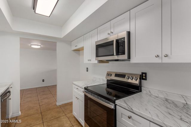 4729 W ORANGEWOOD Avenue, Glendale, AZ 85301