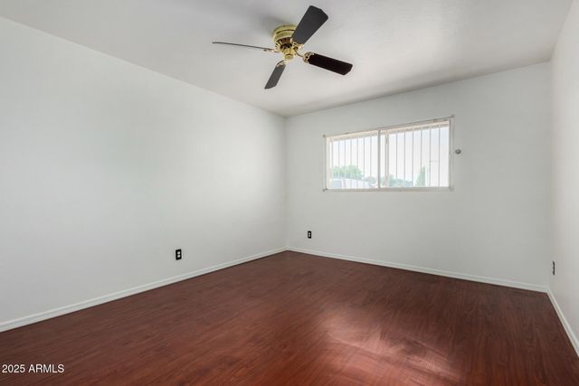 4729 W ORANGEWOOD Avenue, Glendale, AZ 85301