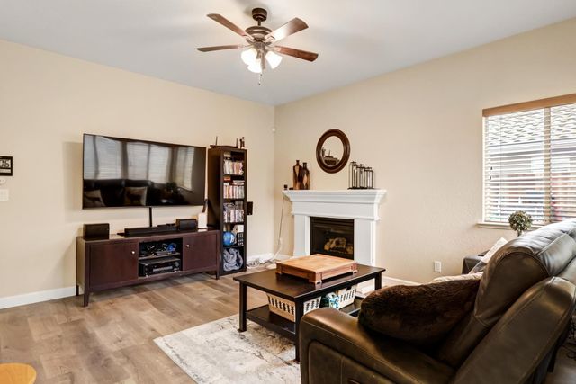 2600 Dinwiddie Way, Elk Grove, CA 95758