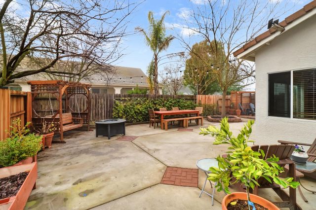 2600 Dinwiddie Way, Elk Grove, CA 95758