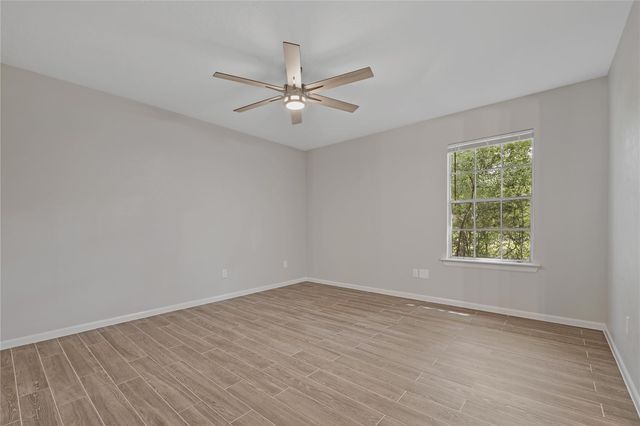 7 E Brookberry Court, The Woodlands, TX 77381