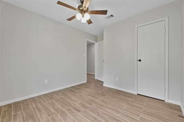 7 E Brookberry Court, The Woodlands, TX 77381