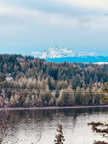 3841 E State Route 302, Belfair, WA 98528