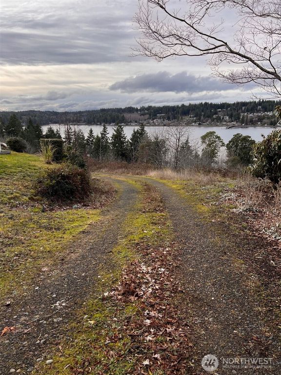 3841 E State Route 302, Belfair, WA 98528