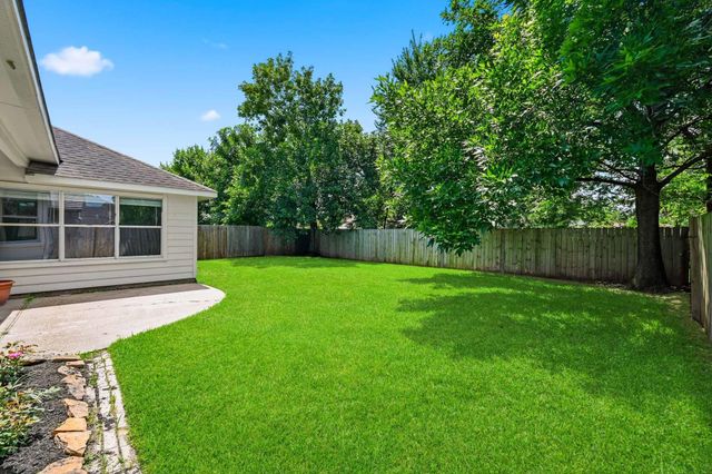 13727 Pickford Knolls Drive, Houston, TX 77041