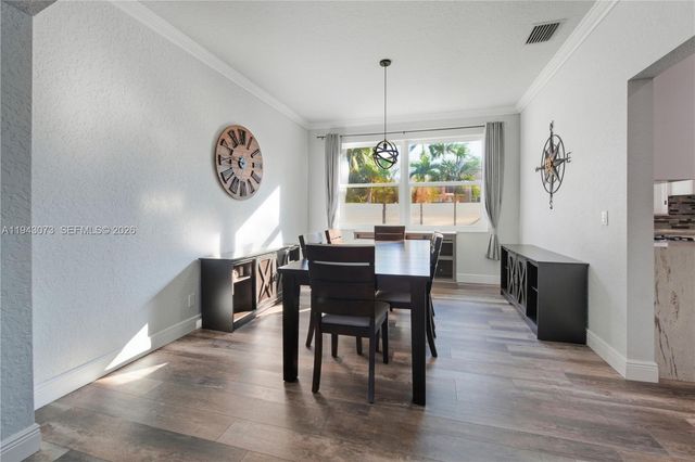 2225 NW 128th Ave, Pembroke Pines, FL 33028