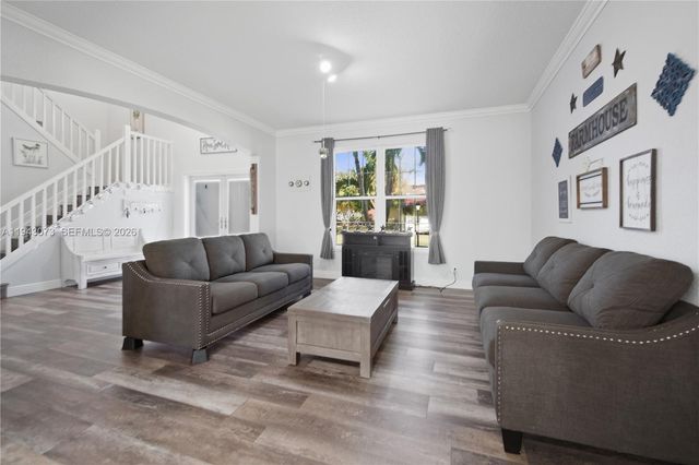 2225 NW 128th Ave, Pembroke Pines, FL 33028