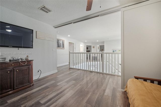 2225 NW 128th Ave, Pembroke Pines, FL 33028