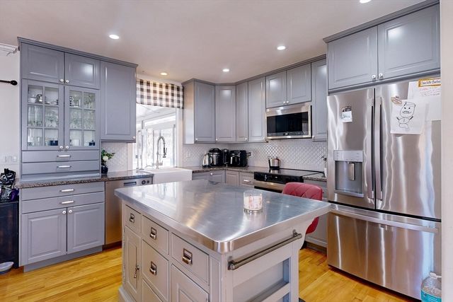1360 East St, Mansfield, MA 02048