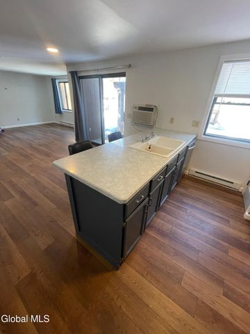 60 Snowberry Road, Malta, NY 12020