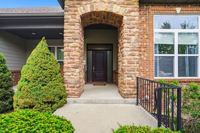 2205 OAK HARBOR CT, Columbia, MO 65203
