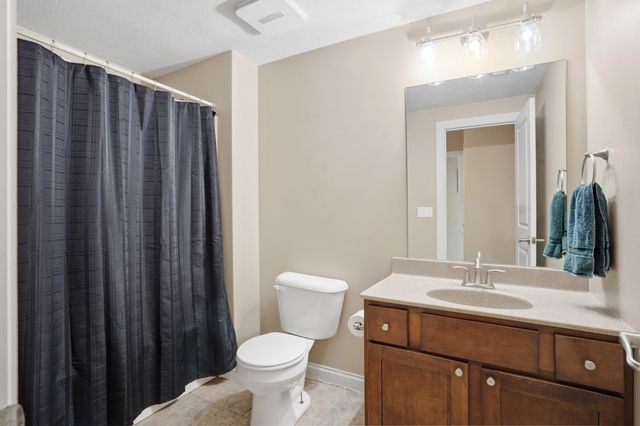 2205 OAK HARBOR CT, Columbia, MO 65203