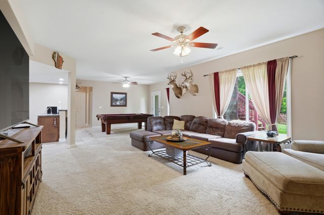 2205 OAK HARBOR CT, Columbia, MO 65203