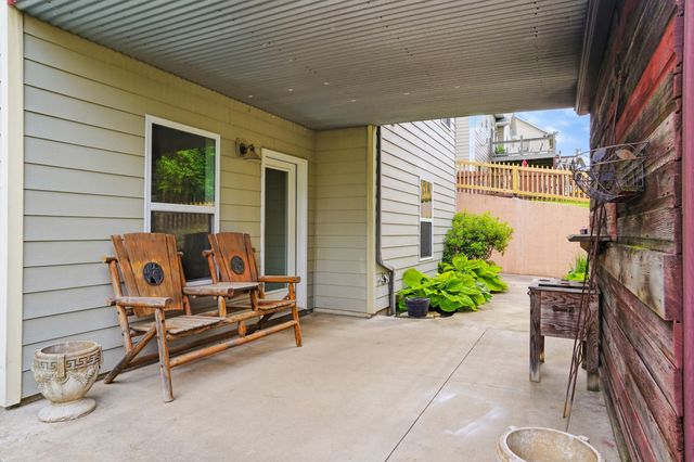 2205 OAK HARBOR CT, Columbia, MO 65203
