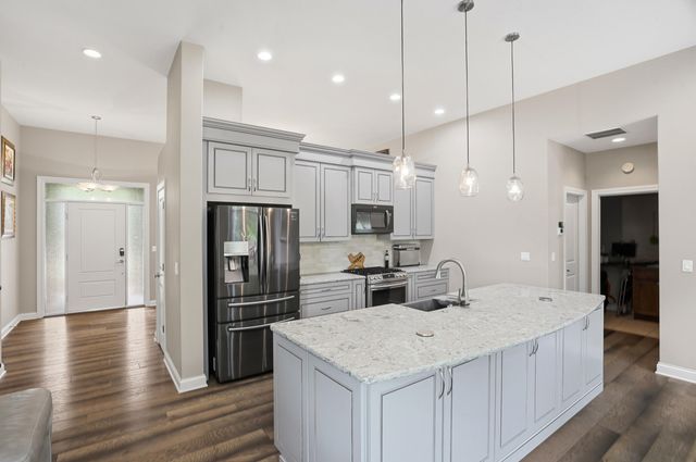 2205 OAK HARBOR CT, Columbia, MO 65203
