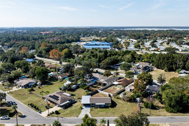 903 VIRGINIA AVENUE, Tavares, FL 32778