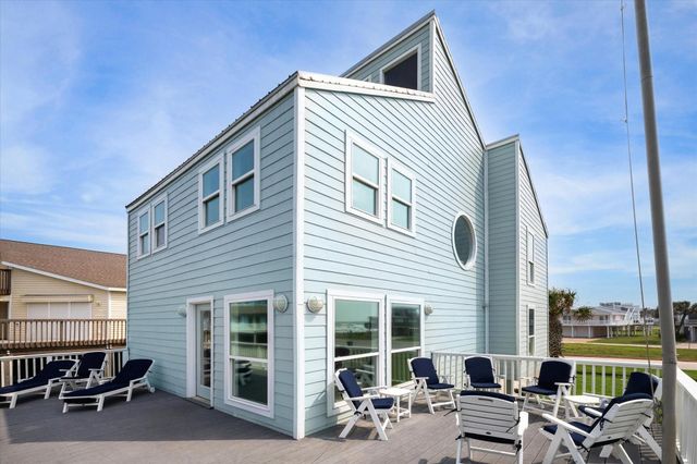 4211 Long Tom Ct, Galveston, TX 77554