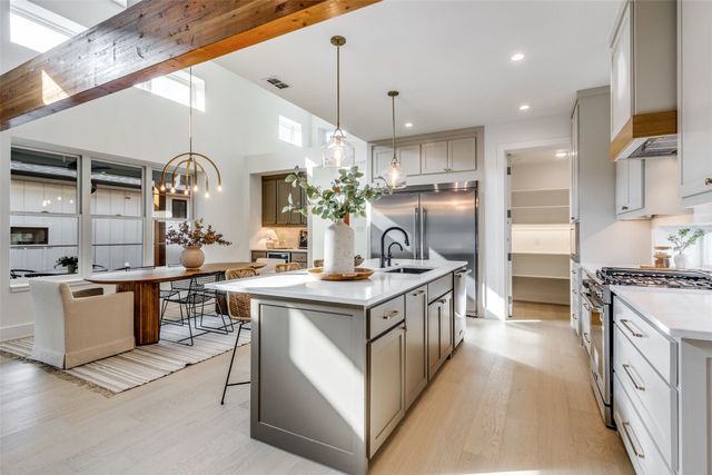 2103 Autumn Sage Place, Dallas, TX 75228