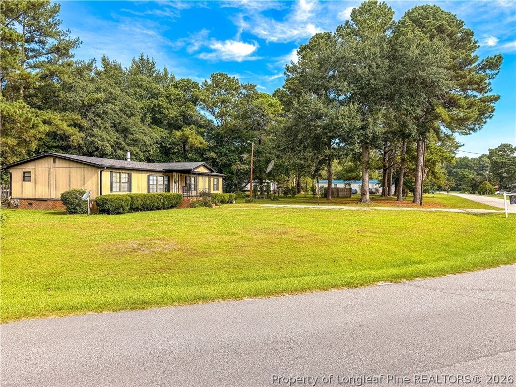 427 Lark Avenue, Lumberton, NC 28358 — photo 3