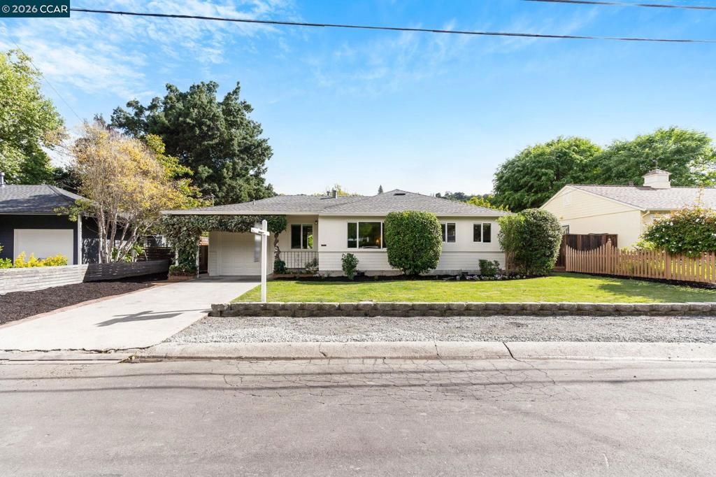 Image 1 of property listing at 934 Juanita Drive, Lafayette, CA 94595