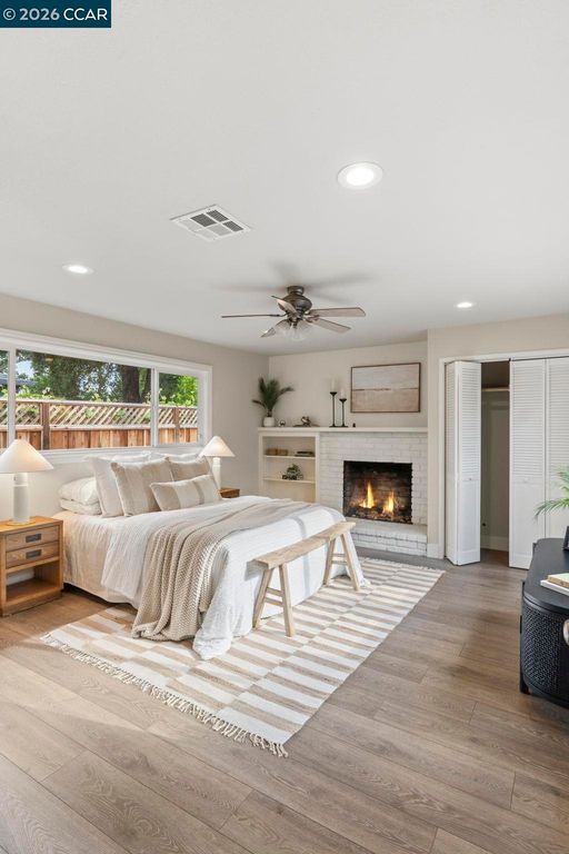 Image 11 of property listing at 934 Juanita Drive, Lafayette, CA 94595