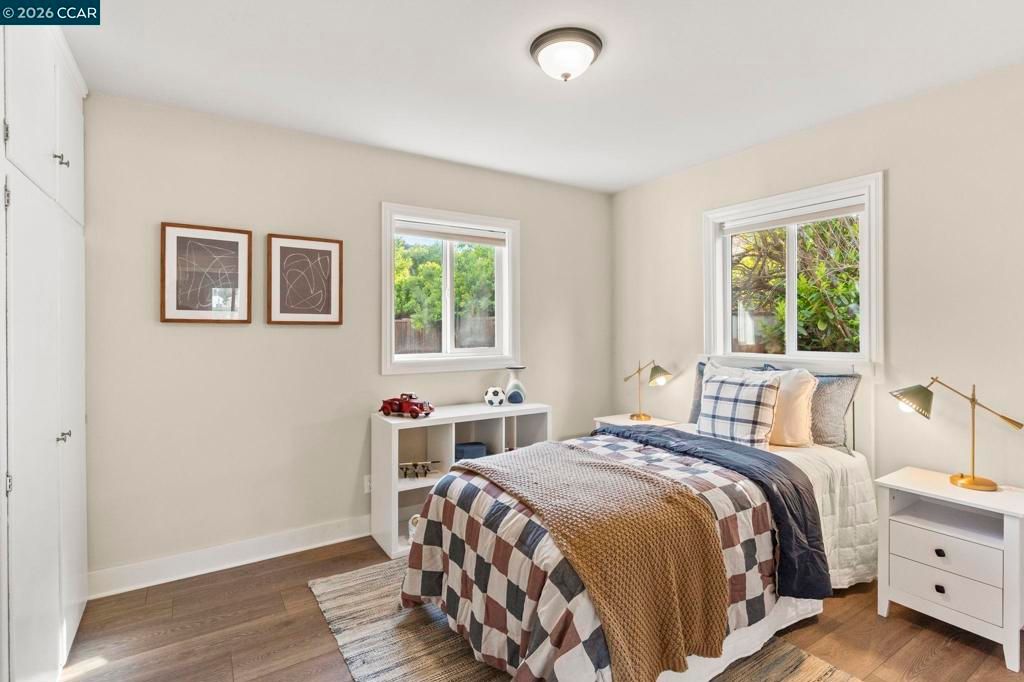 Image 20 of property listing at 934 Juanita Drive, Lafayette, CA 94595