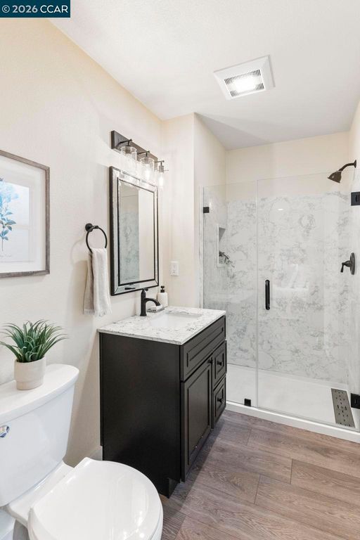 Image 25 of property listing at 934 Juanita Drive, Lafayette, CA 94595