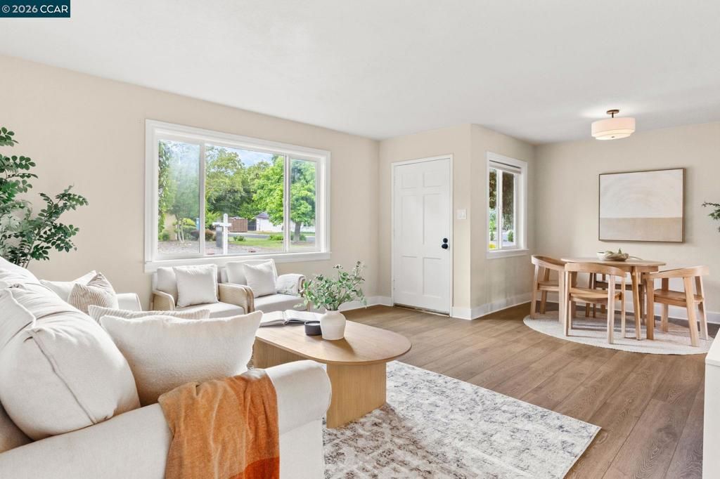 Image 3 of property listing at 934 Juanita Drive, Lafayette, CA 94595