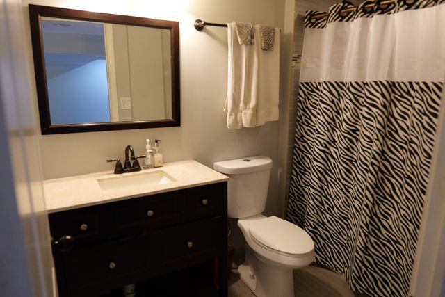 3223 W 84th Place, Chicago, IL 60652