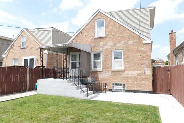 3223 W 84th Place, Chicago, IL 60652