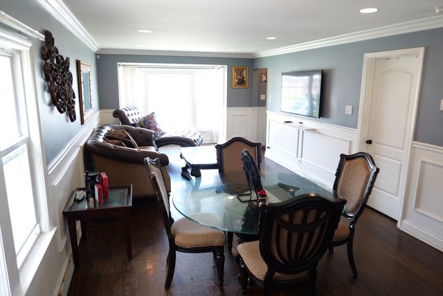 3223 W 84th Place, Chicago, IL 60652