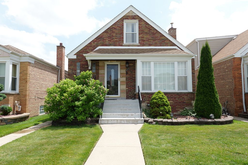 3223 W 84th Place, Chicago, IL 60652