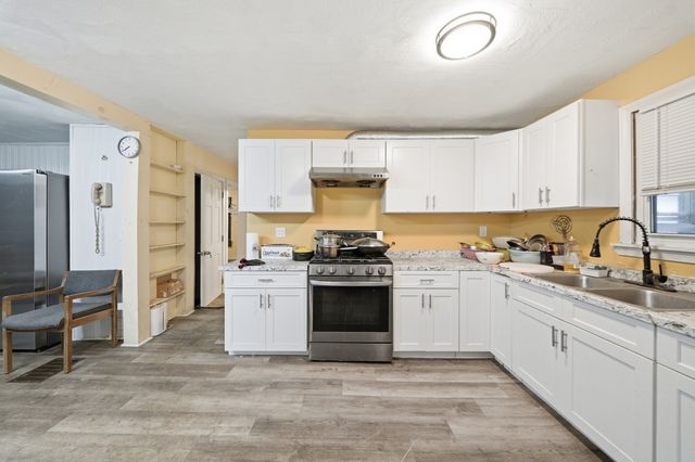 62 Moulton Hill Rd, Monson, MA 01057