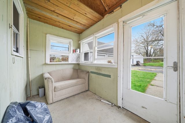 62 Moulton Hill Rd, Monson, MA 01057