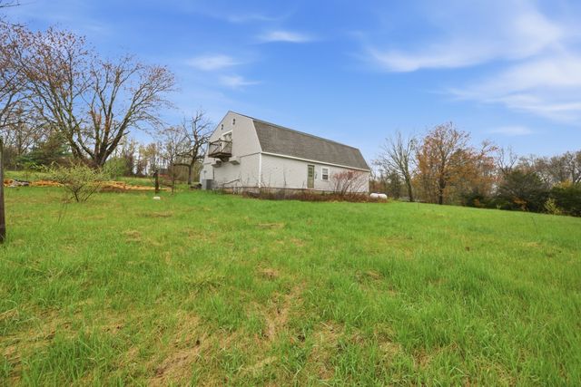 62 Moulton Hill Rd, Monson, MA 01057