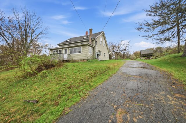 62 Moulton Hill Rd, Monson, MA 01057