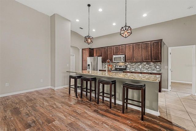 12324 LOOPBACK DRIVE, San Antonio, FL 33576