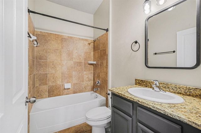 12324 LOOPBACK DRIVE, San Antonio, FL 33576