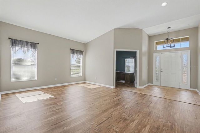 12324 LOOPBACK DRIVE, San Antonio, FL 33576