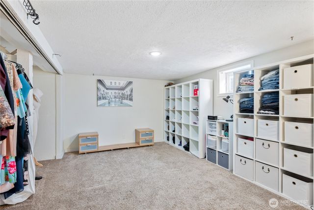 304 Crawford Street, Kelso, WA 98626