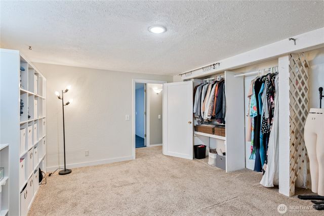 304 Crawford Street, Kelso, WA 98626