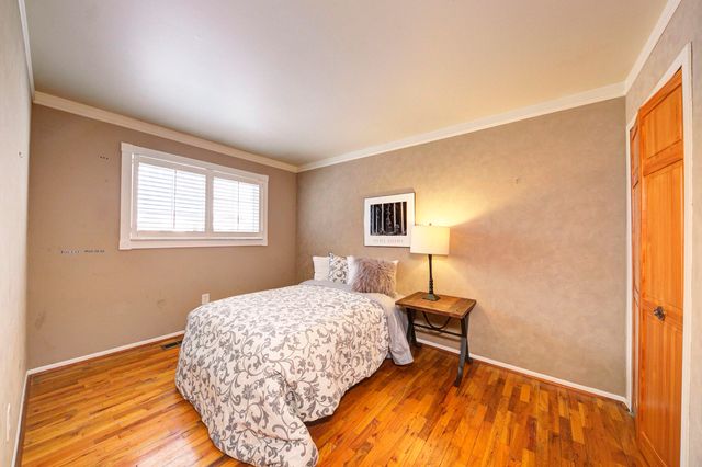 34617 Greentrees Road, Sterling Heights, MI 48312