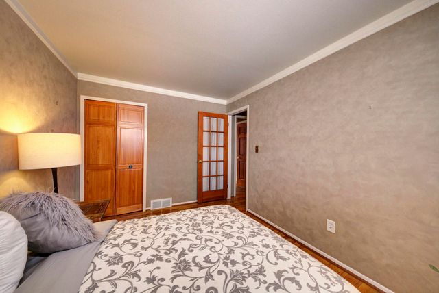 34617 Greentrees Road, Sterling Heights, MI 48312