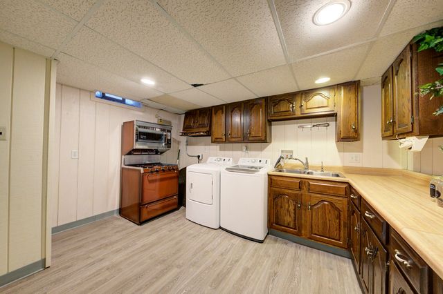 34617 Greentrees Road, Sterling Heights, MI 48312