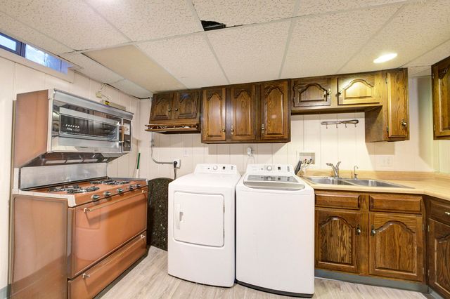 34617 Greentrees Road, Sterling Heights, MI 48312