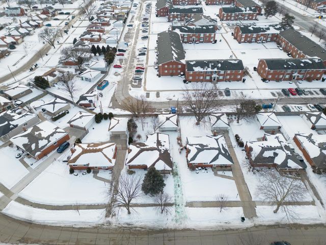 34617 Greentrees Road, Sterling Heights, MI 48312