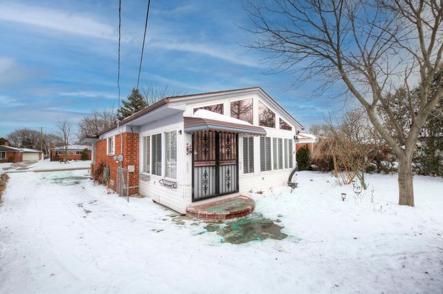 34617 Greentrees Road, Sterling Heights, MI 48312